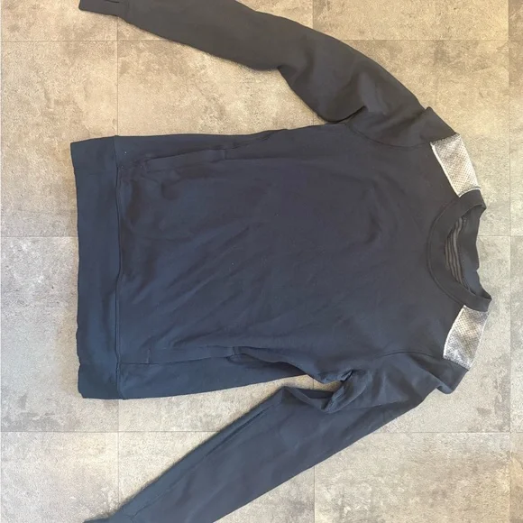 Lululemon Athletica In a Flash sweater - Picture 3 of 6